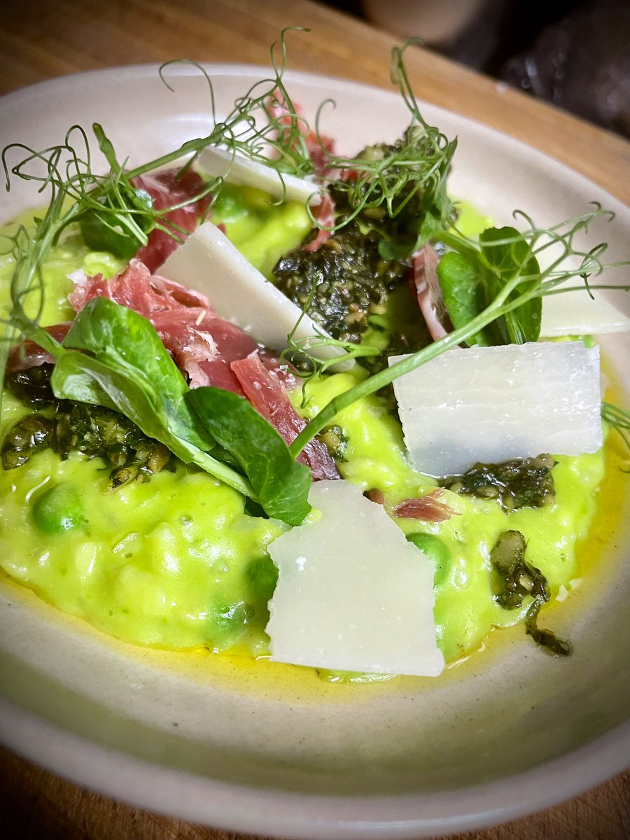 squarebistro's tweet photo. Pea risotto, Iberico ham, wild garlic pesto, olive oil #proper #bestproduce #cheflife #spring https://t.co/OjzdYLvRd2