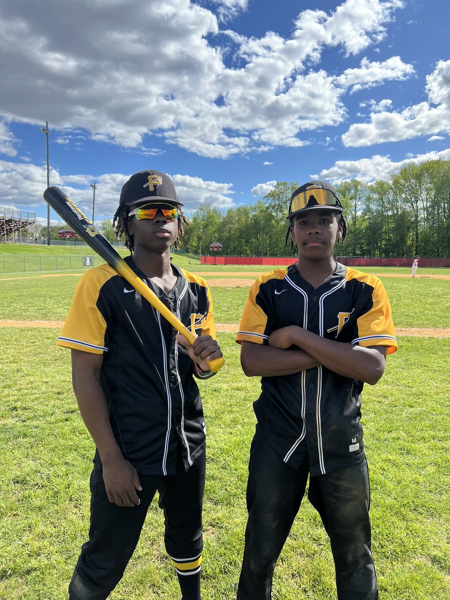 PwayBaseball's tweet image. UPSET ALERT 🚨 The 20 seed Chiefs upset 13 seed St. Thomas Aquinas in the GMC Tournament. 

Players of the Game:
Jaden Peace 7 IP, 6 H, 1 ER, 5 K 
Troy Bell Jr.: 4-5, Triple, RBI