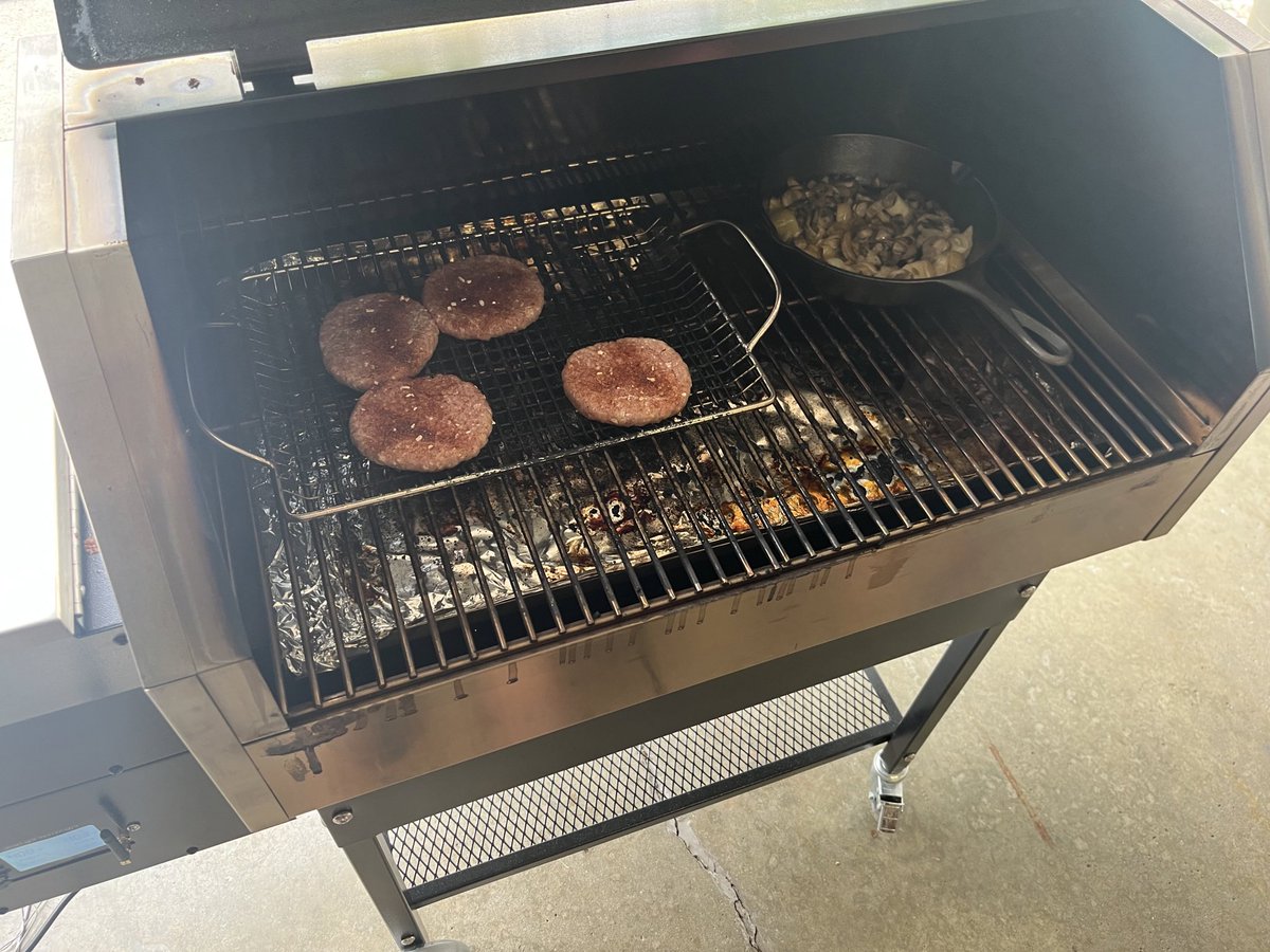 Burgers and sautéed mushrooms and onions for dinner! <a href="/recteq_official/">recteq</a> #recteqbbqmonth