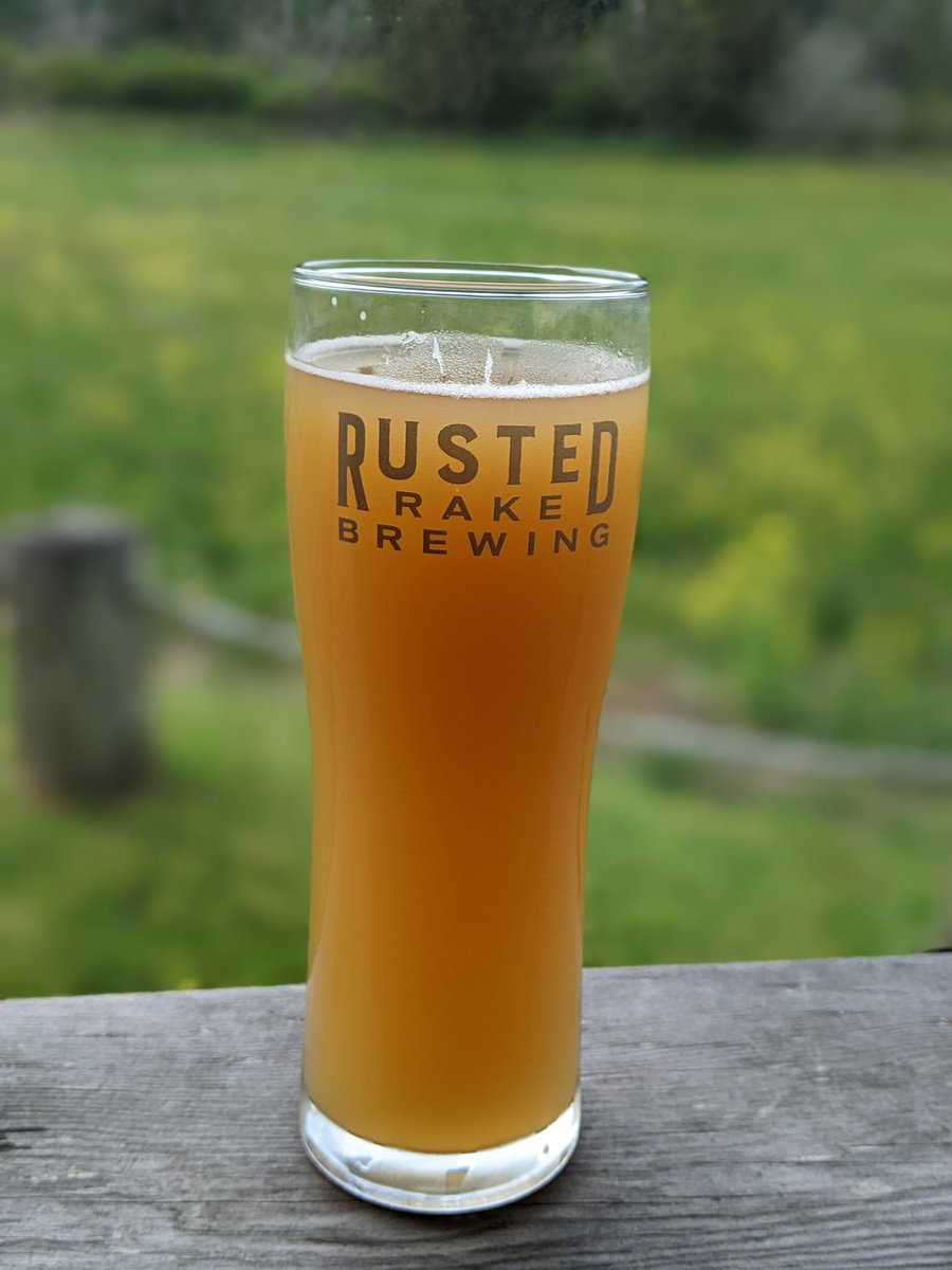 Rust a Move - live music with <a href="/mycsharratt/">Myc Sharratt</a> at Rusted Rake Brewing is about to kick off at 3pm in celebration of Nanaimo Craft Beer Week! Music will be on from 3-7pm with food specials (and this delicious witbier) on all day!