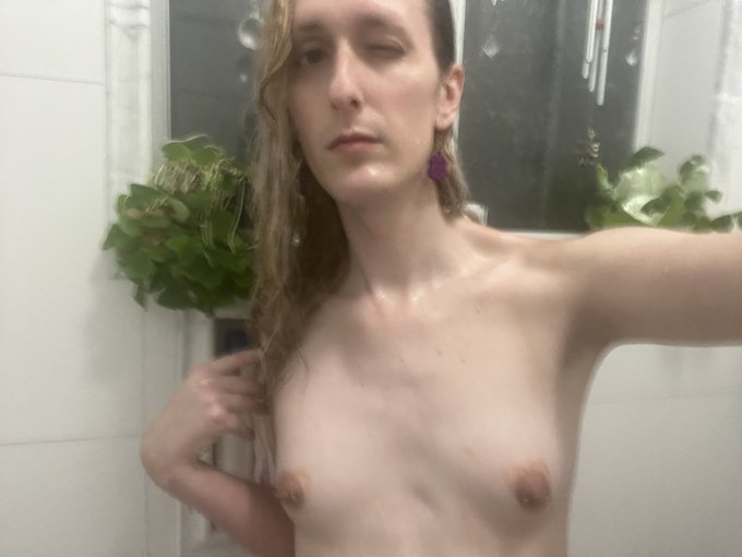 In the shower last night https://t.co/IgQG1sl2mu<a href="/tag/tattoos"class="tags"><span>#tattoos</span></a><a href="/tag/piercings"class="tags"><span>#piercings</span></a><a href="/tag/aesthetic"class="tags"><span>#aesthetic</span></a><a href="/tag/bimbo"class="tags"><span>#bimbo</span></a><a href="/tag/greenhair"class="tags"><span>#greenhair</span></a>