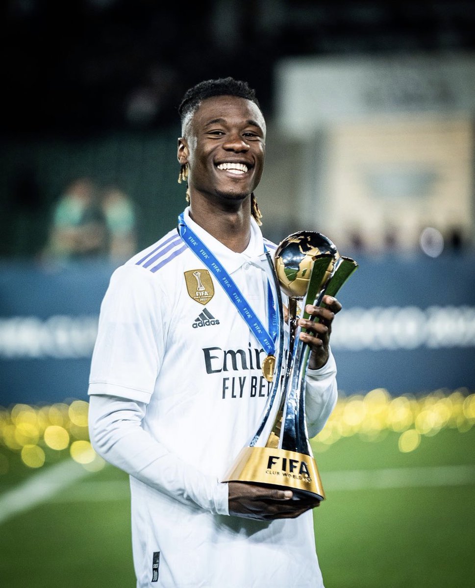 EditionMerengue's tweet photo. À 20 ans, et après 2 saisons au Real Madrid, Eduardo Camavinga a remporté tous les titres possibles en club. 

• Liga
• Supercoupe d’Espagne
• Supercoupe d’Europe
• Copa Del Rey
• Coupe du Monde des Clubs
• Ligue des Champions 

FIN DU JEU. https://t.co/B8uGpMuAcC