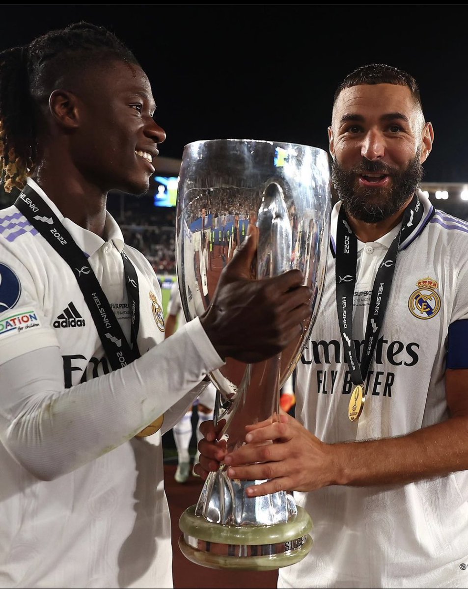 EditionMerengue's tweet photo. À 20 ans, et après 2 saisons au Real Madrid, Eduardo Camavinga a remporté tous les titres possibles en club. 

• Liga
• Supercoupe d’Espagne
• Supercoupe d’Europe
• Copa Del Rey
• Coupe du Monde des Clubs
• Ligue des Champions 

FIN DU JEU. https://t.co/B8uGpMuAcC