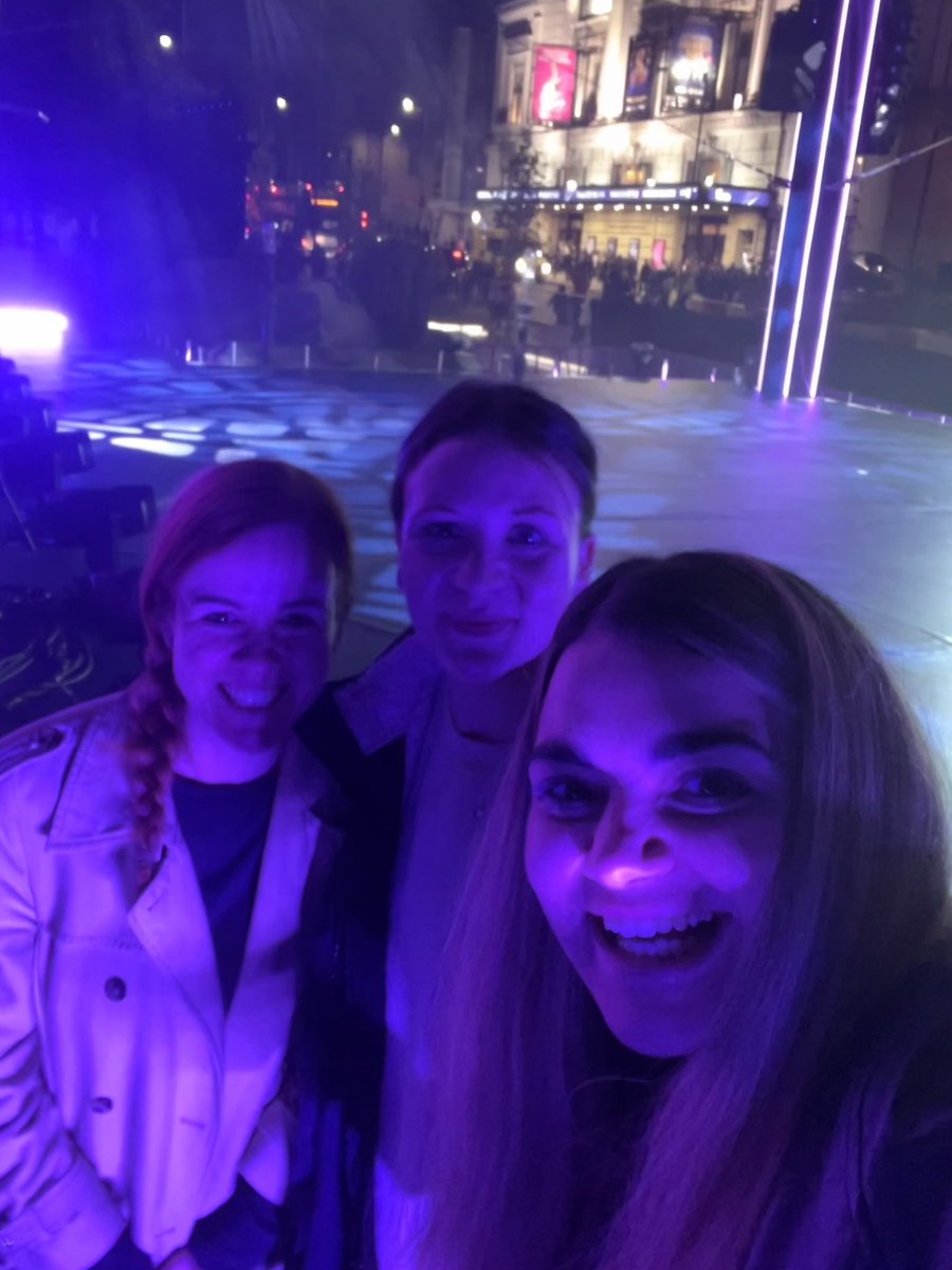 PhoenixCurric's tweet photo. What a night! Phoenix does @bbceurovision 🎉🎤🎶 Miss Berry and I can’t wait to bring our Eurovision group tomorrow night! @Official_TLSC @LIPAPrimarySch #riselikeaphoenix #bigeurovisionwelcome @ConchitaWurst https://t.co/RmbyV9cd3h