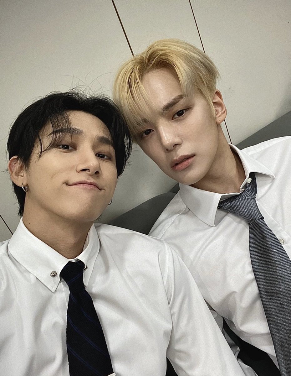 Smells like a ‧₊˚ ⋅ #逢中𝚂𝚝arry𝙽ight junto al rubio más guapo del condado, yes-yes! Ojalá no deslumbremos a todos los asistentes del esperadísimo ✧˖°. #ℝyōikis一d͜͡e𝒃ut con nuestra sexy aura, be carefull because we bite. ૮ ˙Ⱉ˙ ა rawr!

𝖜ill ♡f ᓚᘏᗢ 𝖘oulie