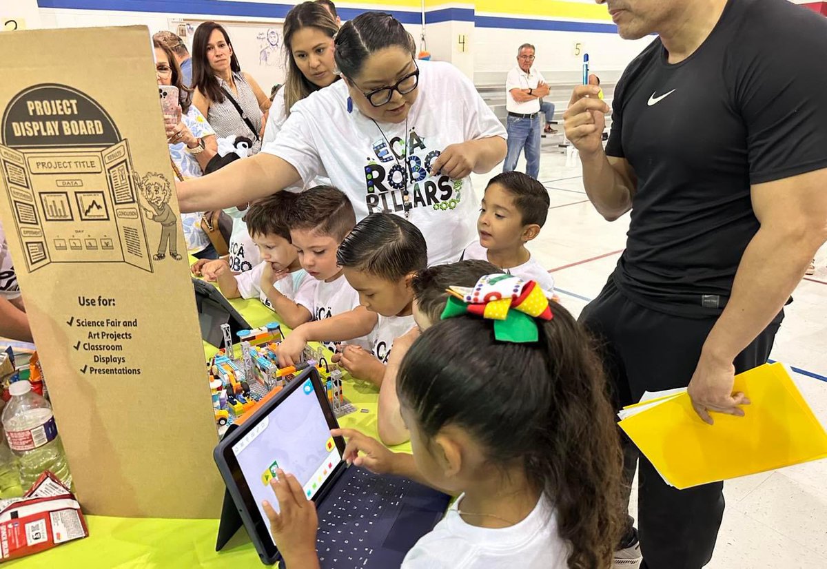 Our <a href="/ECA_HCISD/">Early Childhood Academy</a> Robo-pillars made their debut today at <a href="/hcisd/">charlene albertson</a> #Robotics Expo! The Robo-pillars are ECA’s first #FLLExplore Team. We are so proud of their hard work! #PreK @FIRSTRGV <a href="/FIRSTinTexas/">FIRST in Texas</a> <a href="/LEGO_Education/">LEGO Education</a> #EarlyEngineers