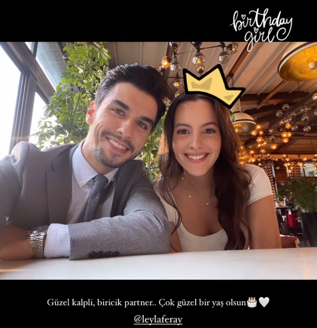 #ArasAydın 🤩 felicita a Leyla.
"Única compañera con un hermoso corazón.. Deja que sea un año muy bonita. 🎂🤍"

İyi ki Doğdun #LeylaFeray 🎈
