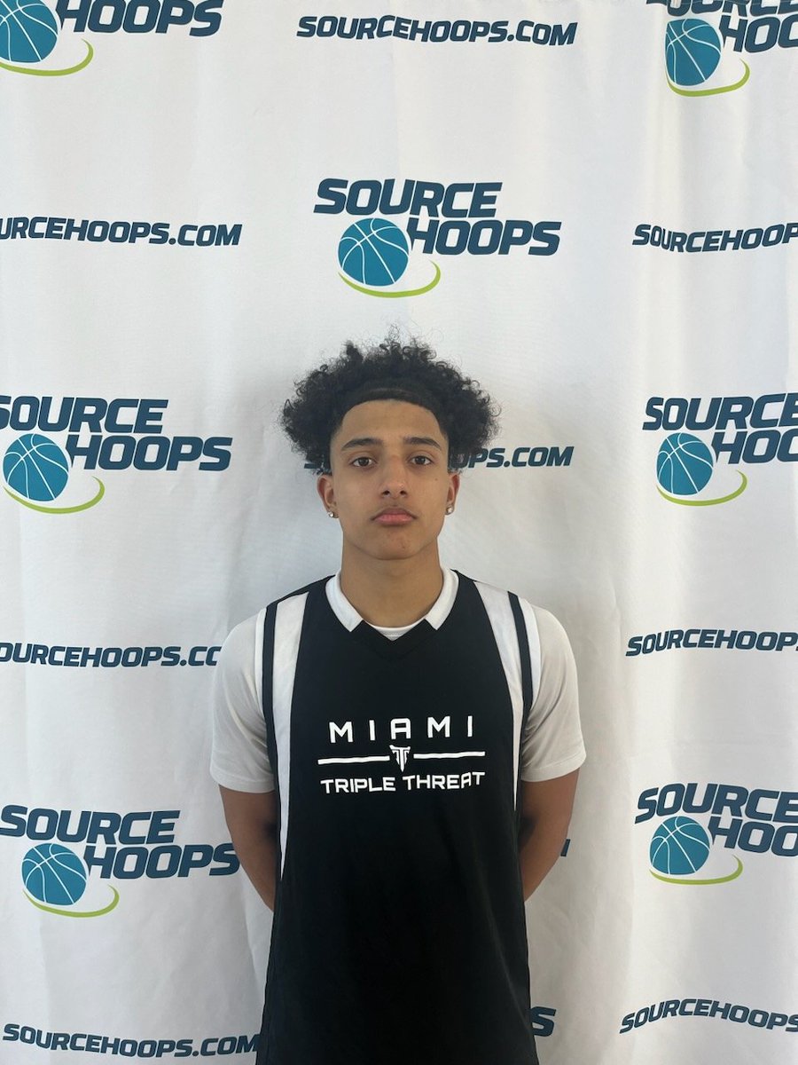 SourceHoops's tweet image. 2025 Santiago Henriquez (Triple Threat/Miami Palmetto) led the way for his team with 31 points in a win while his squad is playing up. The PG is talented ball handler that plays with great pace. #SourceHoops #MiamiSpringClassic