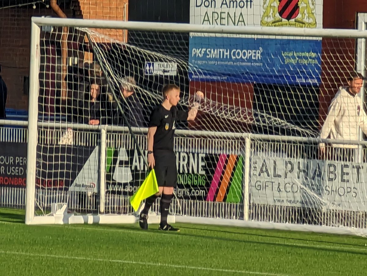elliswhite04's tweet photo. A proud moment last night being Assistant Referee in the @DerbyshireFA Divisional Cup South Final which couldn’t have gone any better for the four of us.

A National Cup Final middle next Sunday to see out an amazing season for me personally. 

⚽️⚽️ https://t.co/b3wOK5jIR5