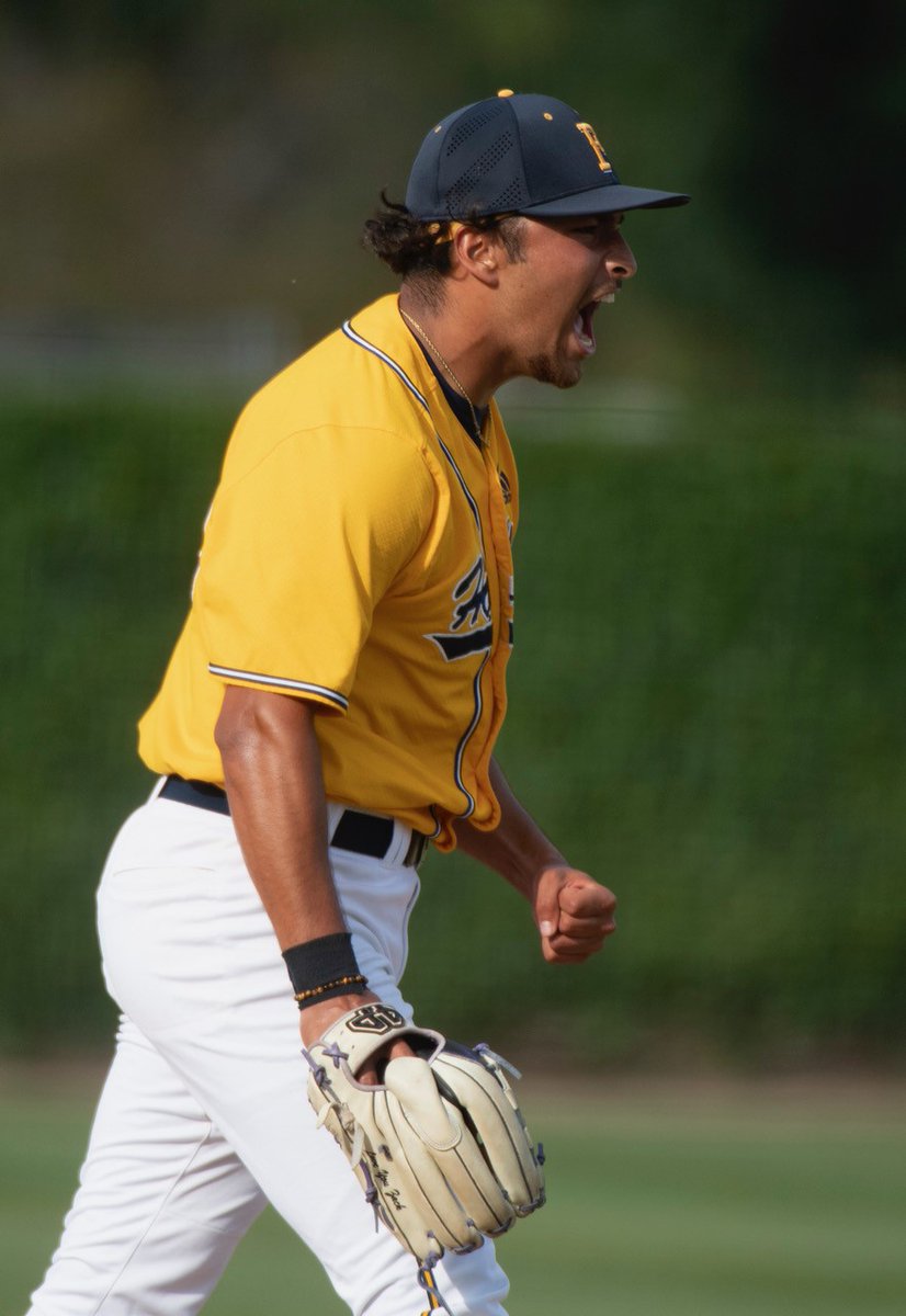 FullCollSports (@fullcollsports) on Twitter photo BASEBALL: TO THE SUPER REGIONALS - FC 6, Chaffey 4 - fchornets.com/sports/bsb/202… #SwarmCity <a href="/SportsOEC/">OEC Sports</a> <a href="/full_hornet/">FullHornetBaseball</a> <a href="/OCSportsZone/">OC Sports Zone</a> <a href="/OCRegSports/">OC Register Sports</a> BASEBALL: TO THE SUPER REGIONALS - FC 6, Chaffey 4 - fchornets.com/sports/bsb/202… #SwarmCity <a href="/SportsOEC/">OEC Sports</a> <a href="/full_hornet/">FullHornetBaseball</a> <a href="/OCSportsZone/">OC Sports Zone</a> <a href="/OCRegSports/">OC Register Sports</a>