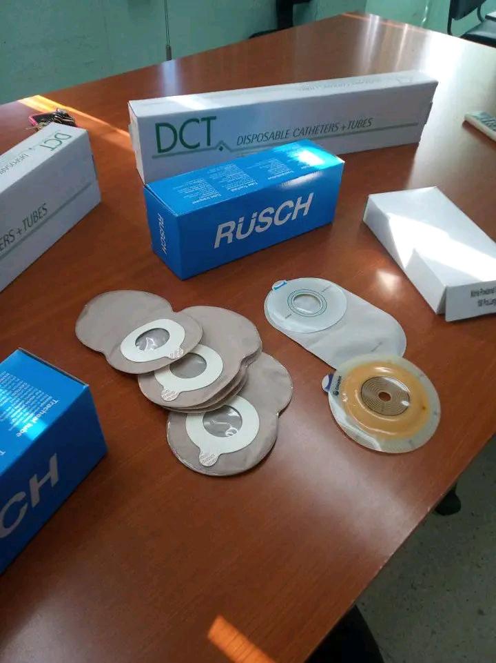 Muestra de humanismo y solidaridad. Donación del Grupo de Amistad Alemania-Cuba. Muchas gracias. <a href="/DPSHabana/">Dirección General de Salud La Habana</a>