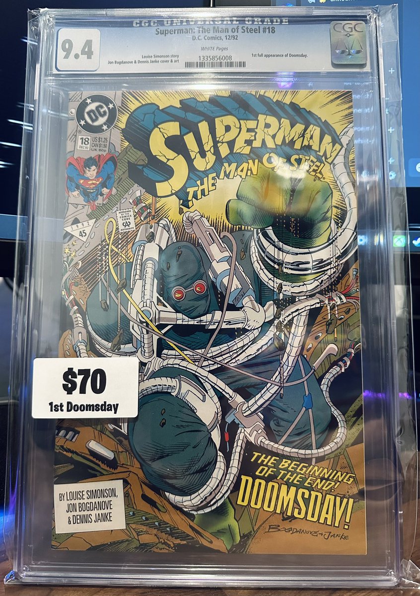 JakeOnWheelz's tweet photo. #FreeComicBookDay haul! Got the graded comic and others from $30 mystery boxes that the shop was selling https://t.co/UkTz5Ynqt9