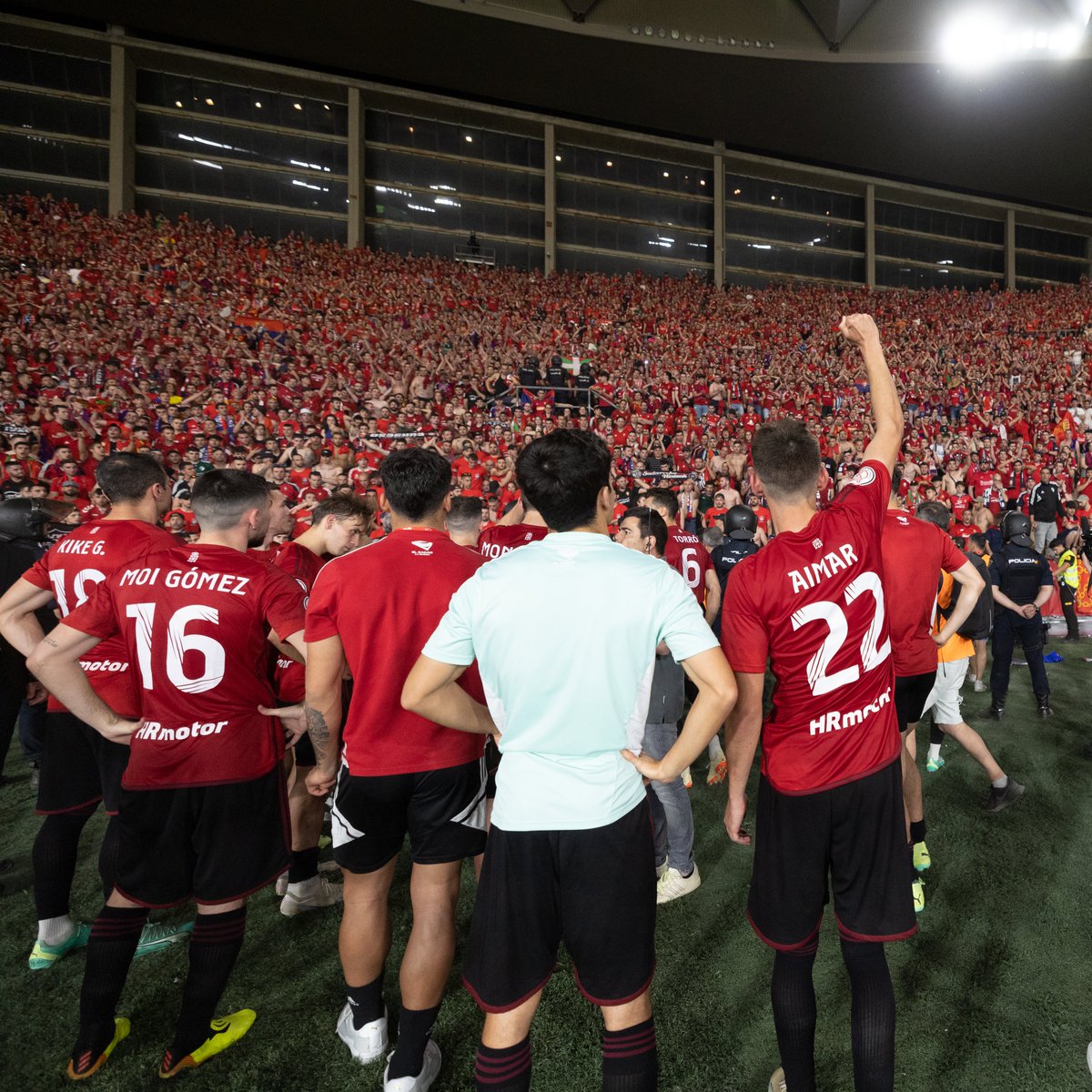 Siempre orgullosos de vosotros.

#RealMadridOsasuna | #CopaDelRey | #CuestiónDeAlma