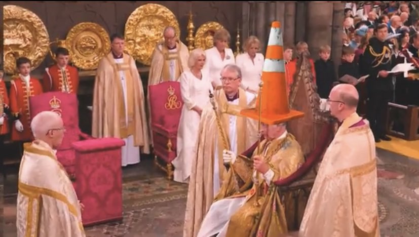 gavmacn's tweet photo. If the coronation was in Glasgow: https://t.co/RIxUllhKv4