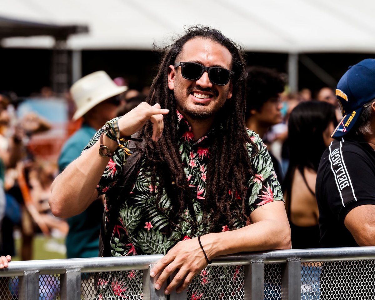 ReggaeRiseUp's tweet photo. Sending big ❤️💛💚 to our fam here @HoloHoloFest. This is the life for us!

#RRUFam #HoloHoloFest
#GoodVibez #ReggaeRiseUp

🎫 https://t.co/ww4LJn58PP
📸 @ballenmedia https://t.co/rB7THrKzWV