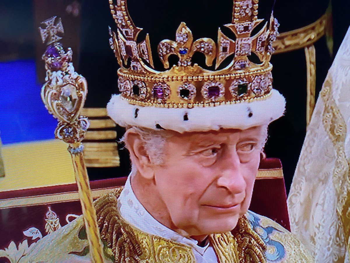 nelsonmonteiro's tweet photo. Officially became king after mother, Queen Elizabeth II, on 08/09/2022. King Charles III &amp; Camilla, were both formally crowned in historic coronation ceremony consecrated and celebrated his ascent to the throne and Camilla, is now Queen Camilla.
#KingCharlesIII #UnitedKingdom https://t.co/JZYpcEAObK