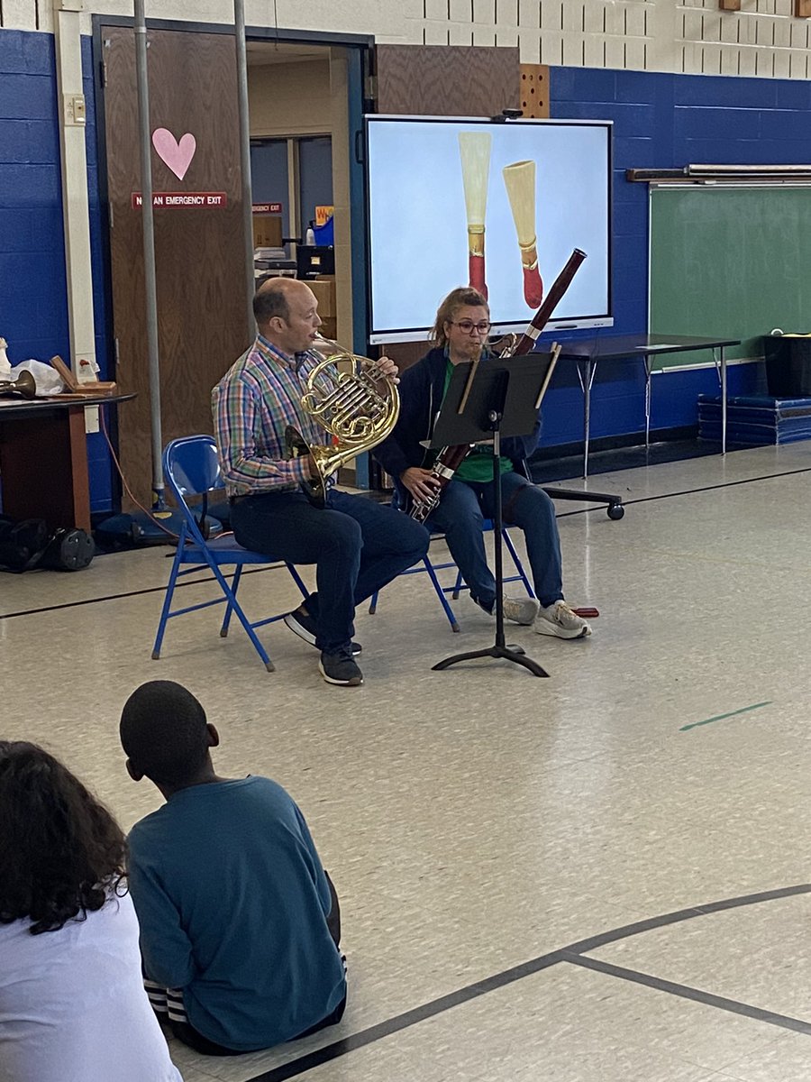 MusicAyoub's tweet photo. What an exciting day for G2, G3, &amp; G4! We had a special guest (my amazing husband who also happens to be a professional horn player)! He shared his expertise on all things brass, gave demonstrations, &amp; even played a duet. I had fun as well sharing my bassoon! https://t.co/TdqNYjiVZm