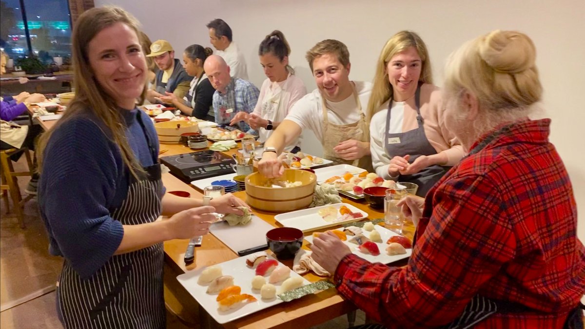 FOODSTORY_Japan's tweet photo. Last-minute Mother’s Day Idea: sharing a discount code with you: HMD2023 
You can apply this code to all the classes that are scheduled to take place over the Mother’s Day weekend.https://t.co/AQNDSoLHmA https://t.co/gW8aMpKIcD