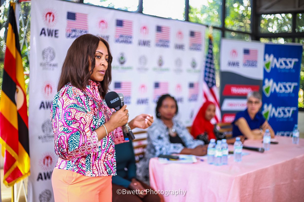 I am so delighted to be here today, this is such an honor to stand before you simply because I know the challenges that you are experiencing.

La’Kerri Jackson | Global Director Of Social Impact @UPS_Foundation

#AWECohort4Grad
#AWEnergized
#AWECohort4