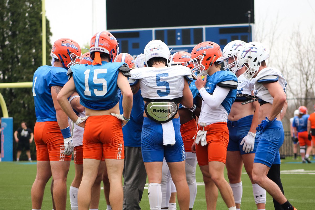 UW-Platteville Football tweet media