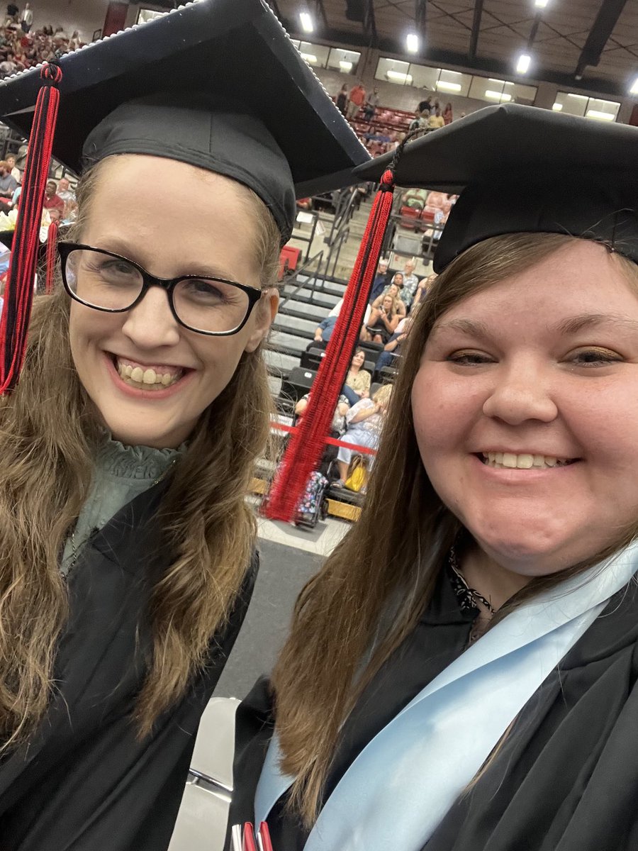 CoachKrogman's tweet photo. Hey β¦@Vanhorn_falconsβ© Ms. Fields and I graduated from β¦@UCMoCOEβ© today and will see you this Fall!! #ChooseRed #FlyToTheSkyFalcons #NewTeachers https://t.co/SkYQ9hpVAl