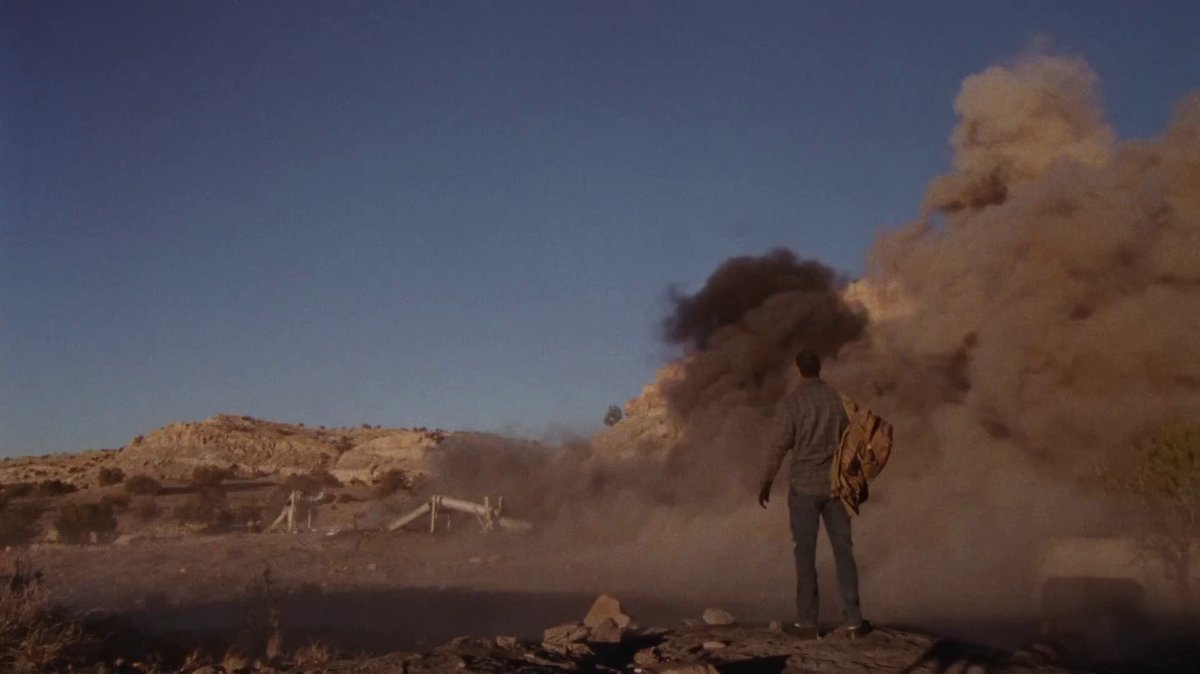 akospeterbencze's tweet image. #HowtoBlowUpaPipeline: The 80-minute buildup is so suspenseful, meticulous, &amp;amp; compelling that the ending can&apos;t live up to it. The message is there, told through the characters&apos; personal stories, but the bang at the end should&apos;ve been louder. Regardless, one of the gems this year.