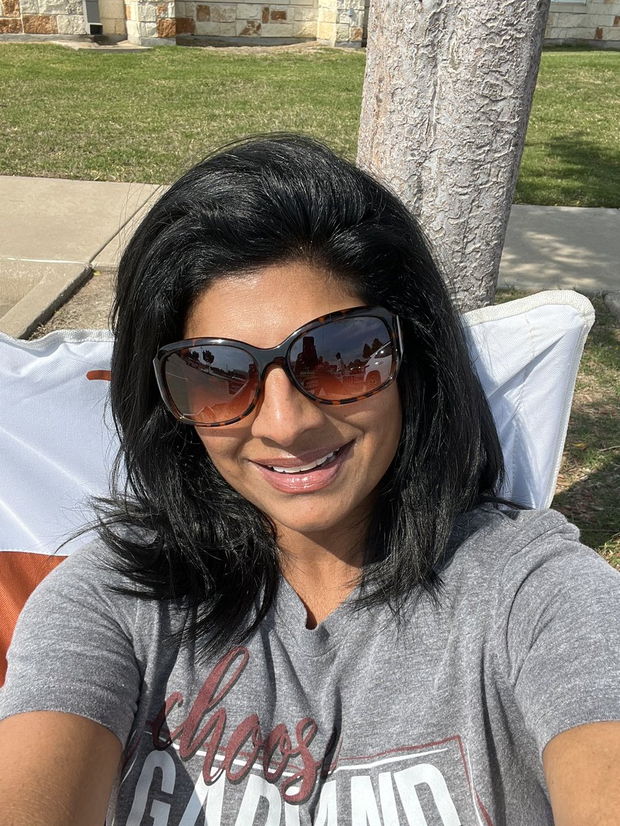 An hour left to vote! Come see me at Sachse City Hall #GISD Bond 2023@gisdnews
