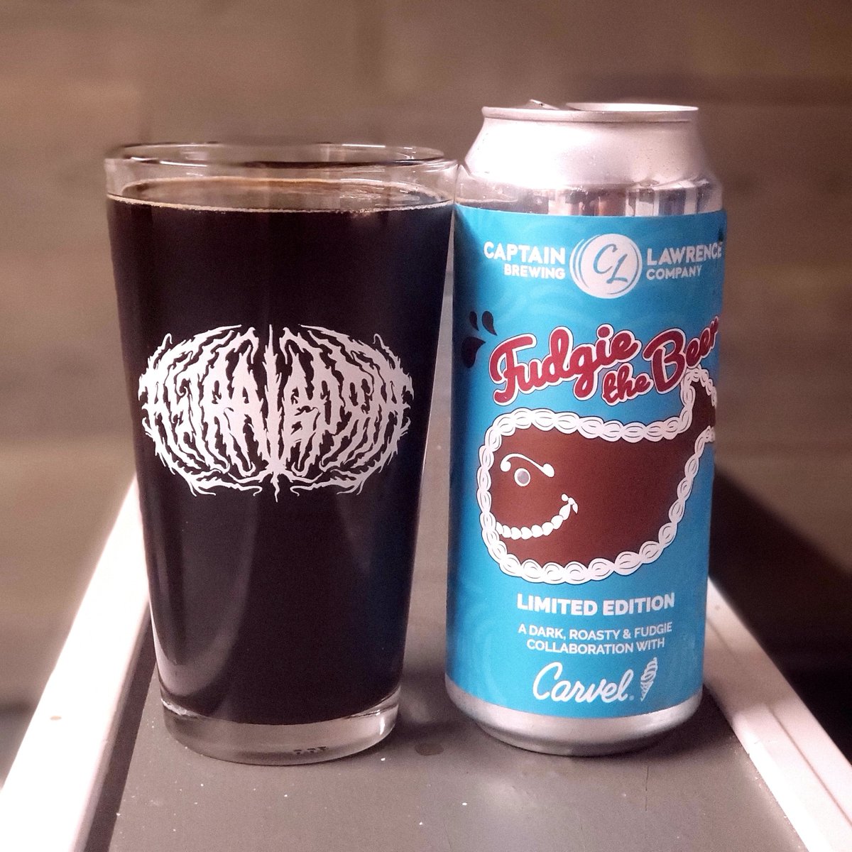 What are you drinkin' tonight? 🍺

Filling our glass is the Fudgie the Beer pastry stout by Captain Lawrence Brewing Company. Cheers!

Grab your Astralborne pint glass here: astralborne.bandcamp.com

#astralborne #beer #astralbeer #craftbeer #nowdrinking
