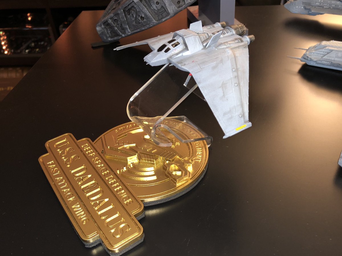 GeekToyLove's tweet photo. Finished the assembly for this F-302 model. Modeled by @RJB_Mallacore, printed in resin (stand is acrylic) and hand painted. Ready to ship out Monday
#2023Commissions #Stargate #GeekDen https://t.co/Qnt1I2wbh3