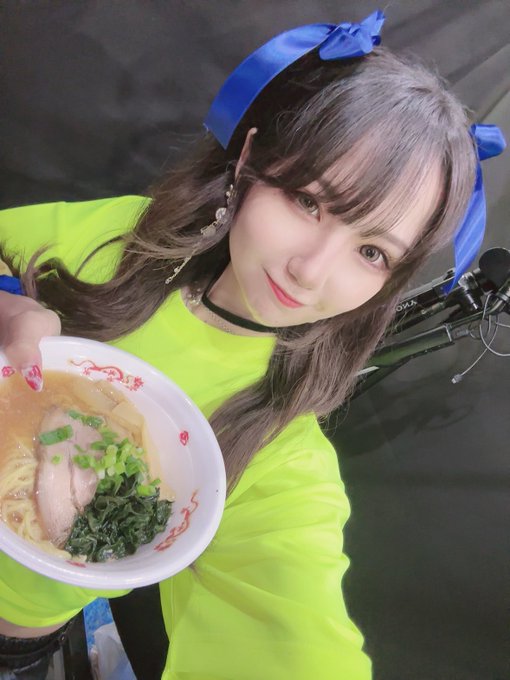 Twitterのコスプレ画像6