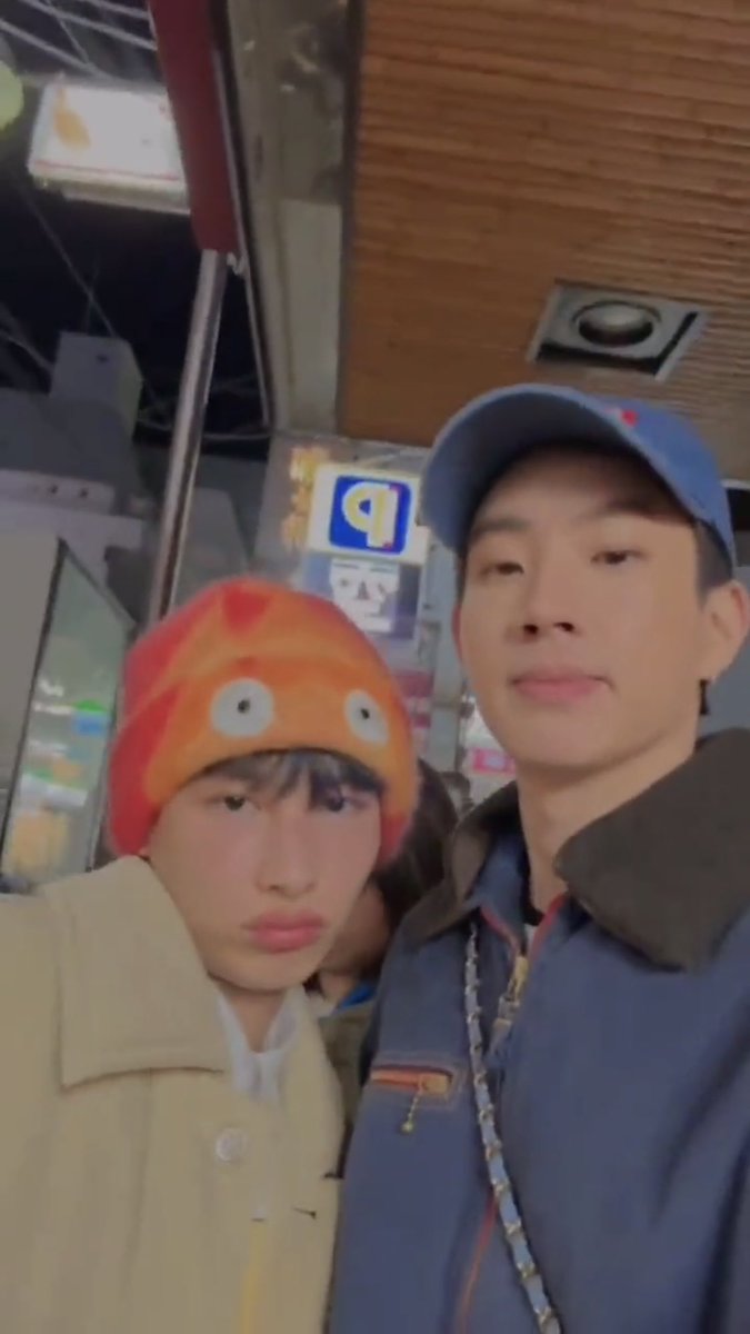 ttumcials's tweet photo. thinking about osaka offgun https://t.co/Il5HYMx2G9