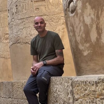 aaronoates1's tweet photo. #NewProfilePic https://t.co/mTIXuznqys