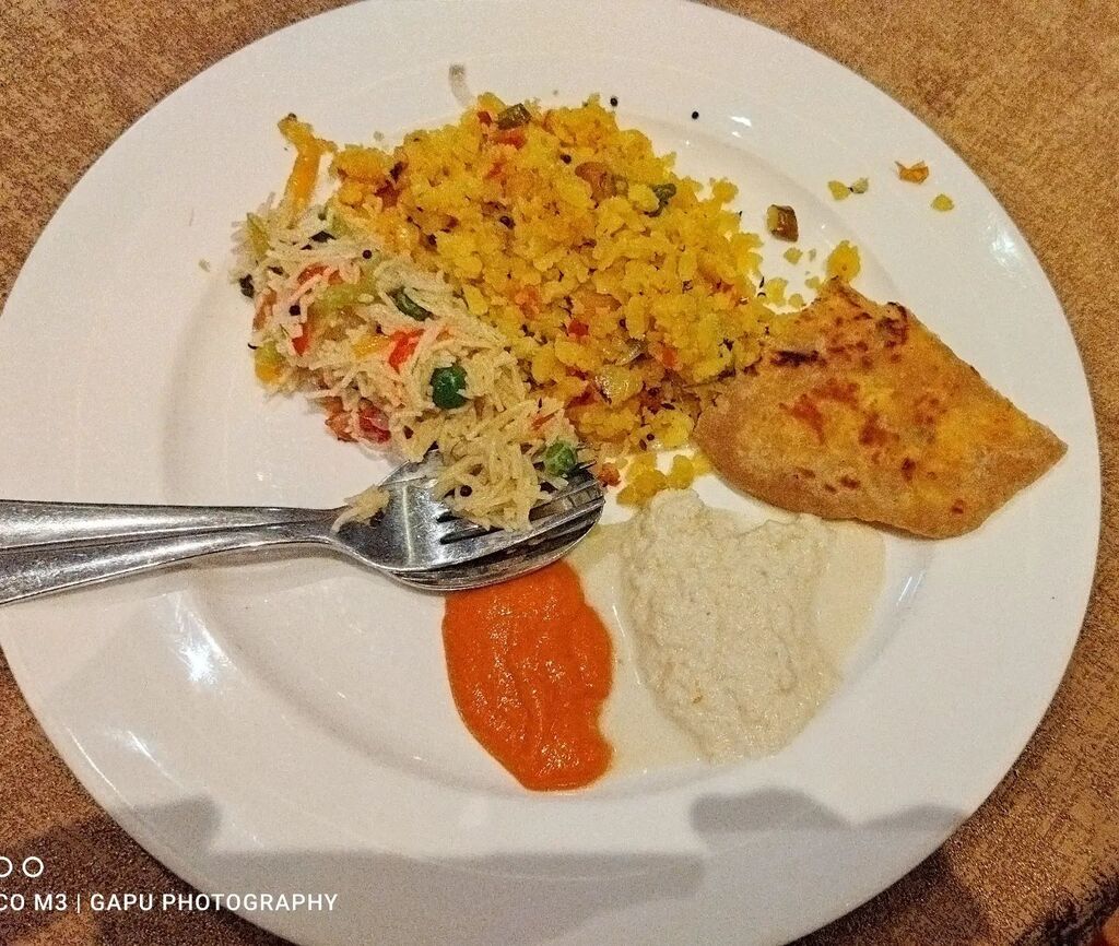 Morning breakfast during #WCIHyderabad 

#FoodieOdia #OdiaFood #therawtextures #feedfeed #nomnom24x7 #nomnomnom #foodiesofbhubaneswar #bangalorefood #bengalifood #northindianfood #delhifood #chennaifood #mumbaifoodie #instafoodie #foodiesofindia #platinggoals #walkwithindia …
