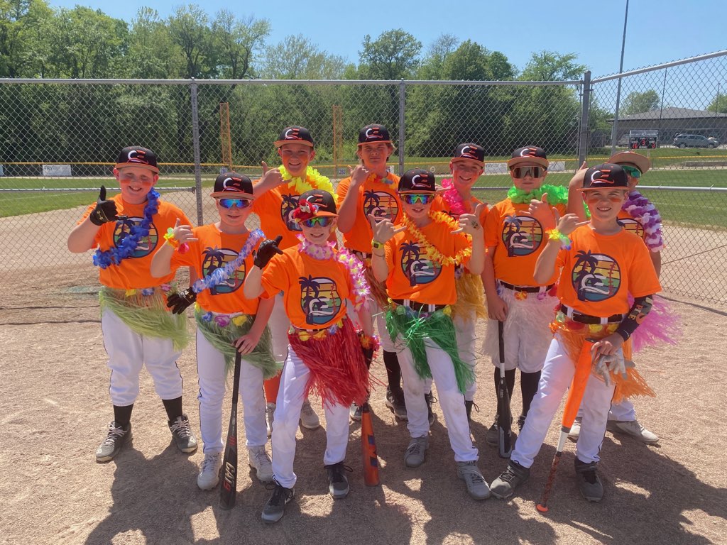 Becker3808's tweet photo. CE Black 11U was in it to win it today!  @HawaiianHitfest #HawaiianHitfestBB23 #CEBlack11U  @CEShowcase_ https://t.co/BXBqFhZ8lS
