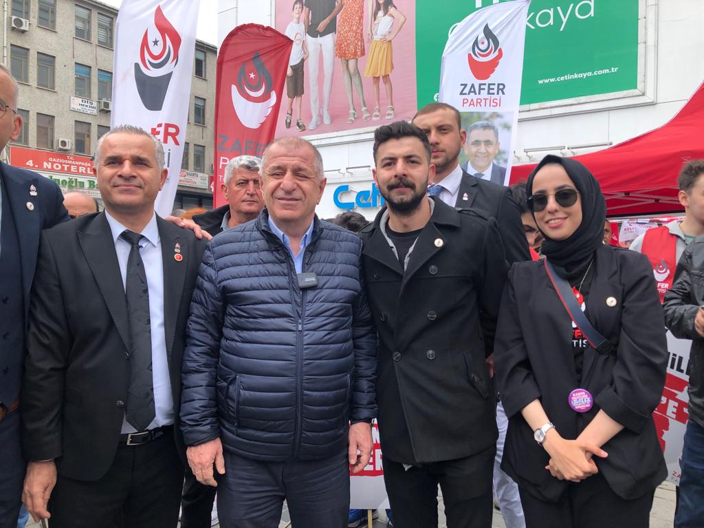 zaferpartisigop's tweet photo. Genel başkanımız Sn. Prof.Dr. Ümit Özdağ ve İlçe Başkanlığımız, Gaziosmanpaşa ilçemizde Atatürk çizgisindeki Türk milliyetçileri ile buluştu.@umitozdag @DrSinanOgan #ZaferMeclise #Ataittifakı @barisaydin_zp @beyhanzorluoglu @AdemMEK96750976 
@ZaferGOPGenclik @ZaferpartiGop https://t.co/zm3nC031sx