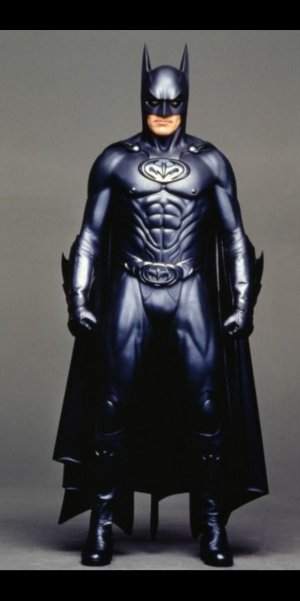 Happy Birthday to #GeorgeClooney aka Bruce Wayne / Batman from #BatmanandRobin1997