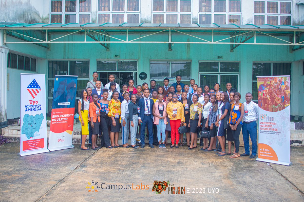 Ify_Alozie's tweet photo. Sometime last week, I joined a program—Employability Incubator by @CampusLabsNg.
2 days later, I was elected Class Governor alongside @UtibeSilas.

We just rounded off the second week and it has been all shades of educative, eye-opening and fun. https://t.co/rSrABDiENk