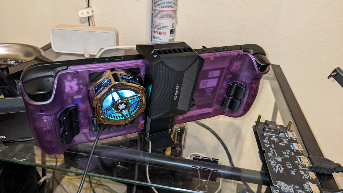 HackInformer's tweet photo. This is a much better design for the steam deck cooling fan. Especially it having a built in stand and not needing the modcase. https://t.co/CjMq5WpK7c