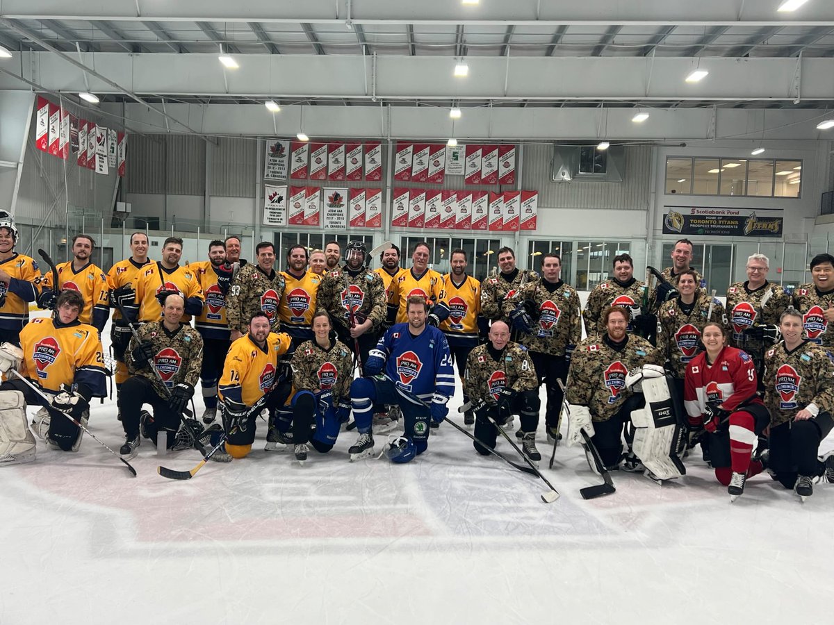 BoozeLords's tweet photo. Great weekend of hockey for a great cause. Got to meet and play with @briannejenner, an absolute honor. This will be a great memory from this year in Toronto. https://t.co/xzMiSjflZD