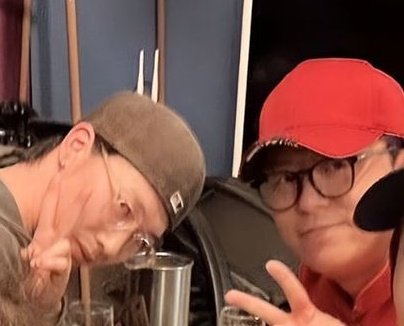 midnight_hyuk's tweet photo. 띠벌 2023 또녁을 이렇게 본다고??????? https://t.co/sypajWLvBv