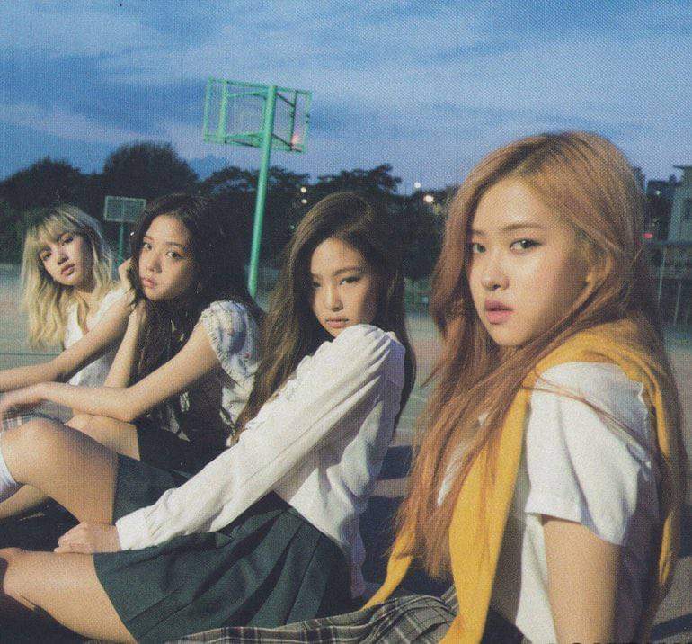 I vote #ShutDown + #MusicaInternacional and
#BornPink + #AlbumInternacional and
#Jisoo + #ArtistaAsiatico and
#Blackpink + #GrupoMusical at the #SECAwards (<a href="/BLACKPINK/">BLACKPINKOFFICIAL</a>)
🤌🏻