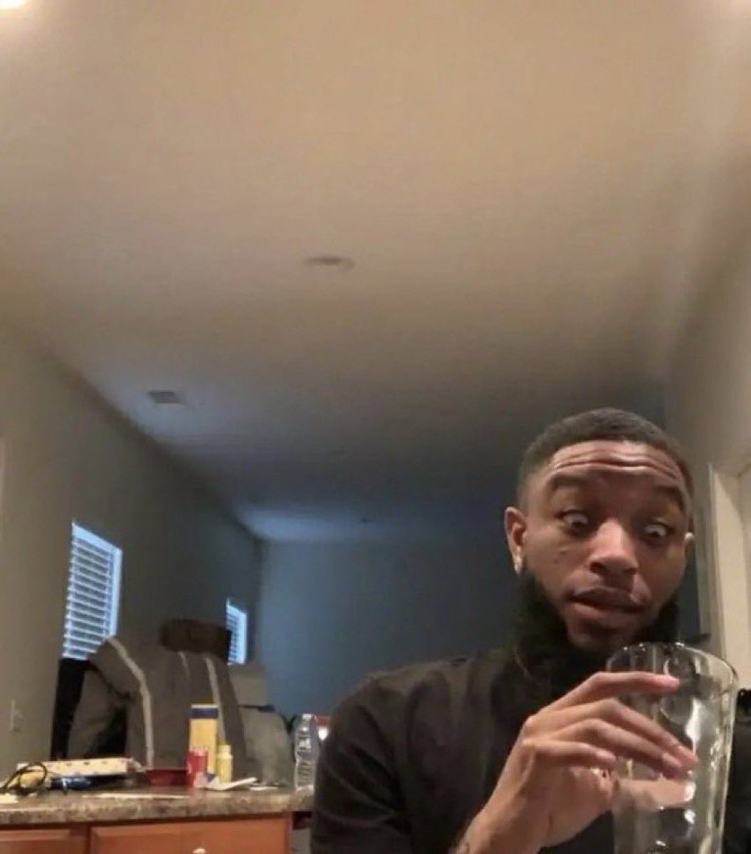 Did we just forget how Tasha was bustin it wide open for Shawn in the SUV back in episode 1 waaaaaaaaay before Ghost started messing with Angela?