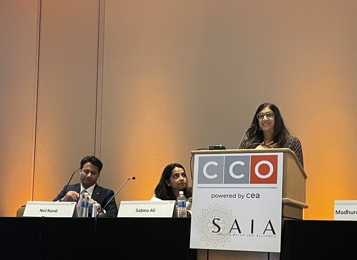 HealioGastro's tweet photo. The #dietitians have entered the chat 👏🏻👏🏻 Neha Shah, RD, discusses the concept of #foodculture and how it impacts #SouthAsian patients with #IBD. Check out her breakdown of 🥦🥔🧀🥚 #culture below👇🏻👇🏻👇🏻 @southasianIBD #DDW23 https://t.co/V7KiUiUAuk