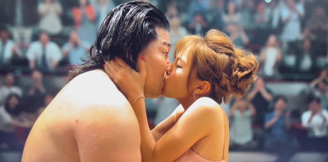 RUKAharu9030yam's tweet photo. 寺本莉緒ついに女優になる。

濃厚キスシーンとポロリに挑戦。
撮影は2年前なので、この時の莉緒はまだ19歳。 https://t.co/FOJWXepDuo