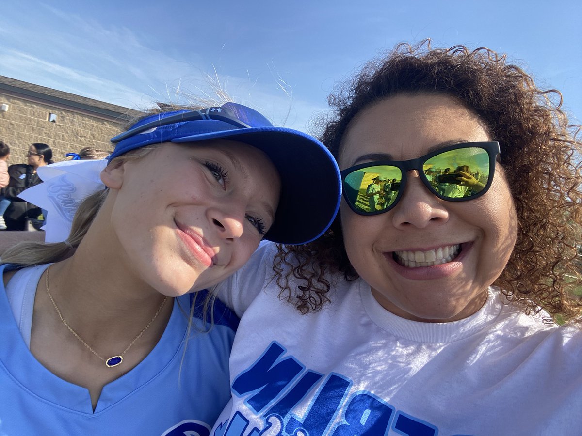 MrsPlayko's tweet photo. Teacher Appreciation Night hosted by @BerlinBearsSB! Love watching the game…it was a perfect night!! #softball #clawsUp #berkalumni https://t.co/0bgJI5PyAL