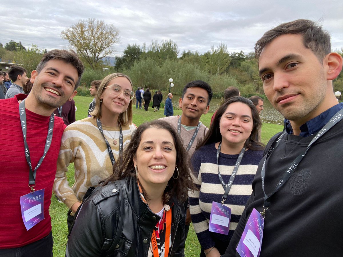 FedericoIBr's tweet photo. Just snapped this pic of brilliant minds coming together at the #VTARM! The energy is electric as these scientists share ideas and collaborate on cutting-edge research. So inspiring to see the work of colleagues! #nmr #metabolomics #networking 🧑‍🔬👩‍🔬👨‍🔬👩‍💻👨‍💻🌟💡 https://t.co/9M9jvVE38S