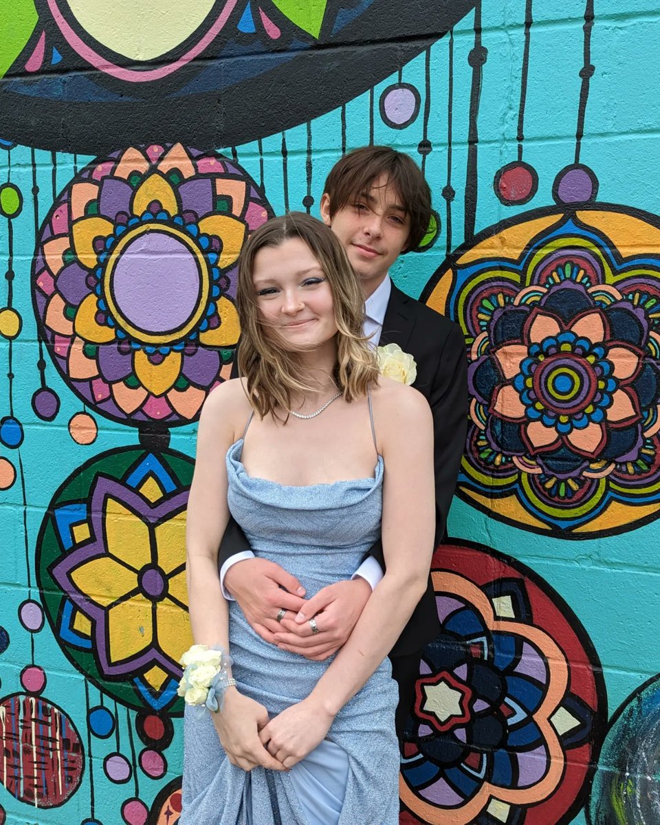 mollyhoodUSA's tweet image. MAN I love mommin'. My son Elliott's first prom. 💕☔ #prom #cutekids #firstprom #obsessed