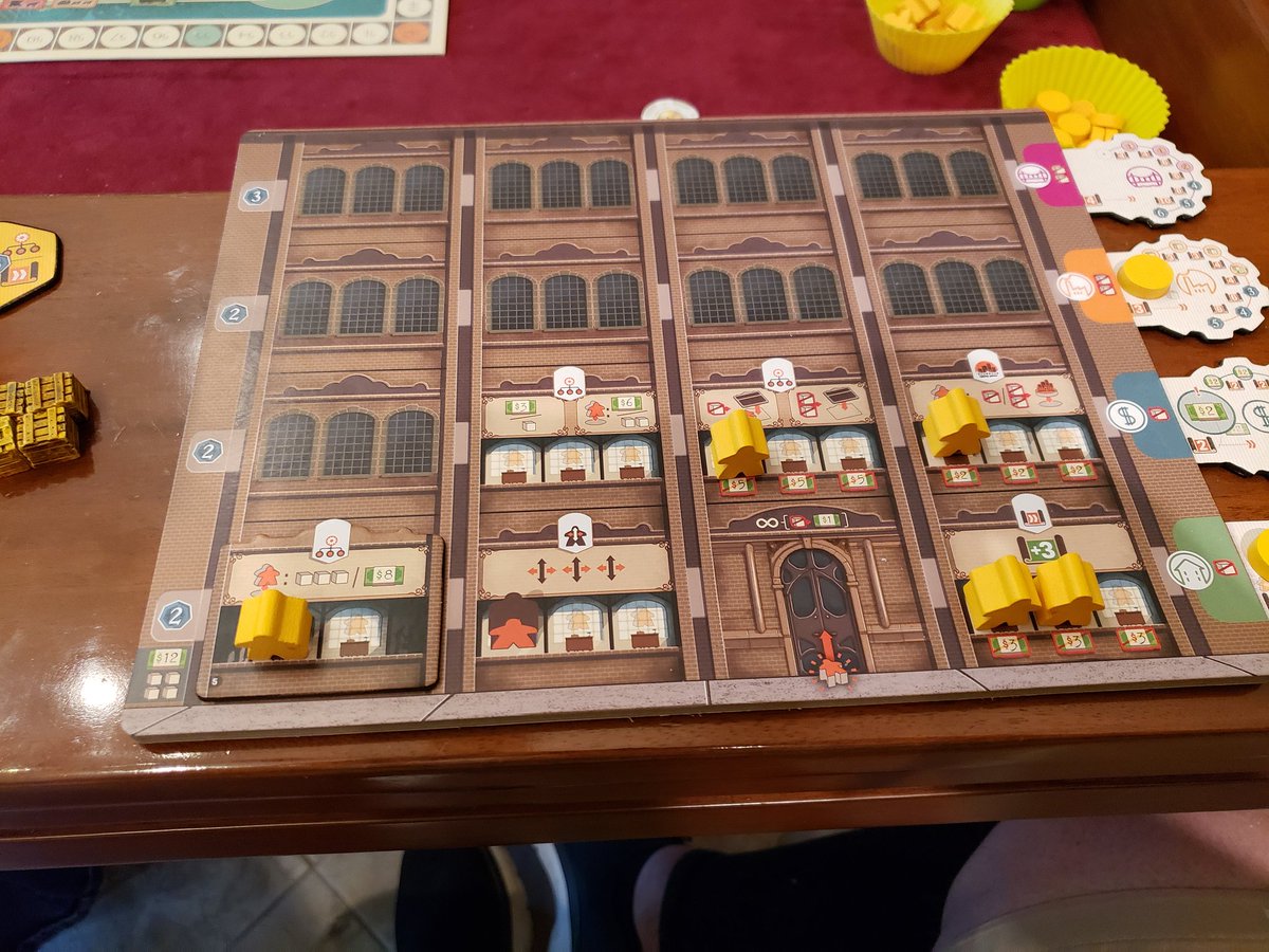 wristlock098's tweet photo. I was really impressed with the production of Carnegie today. The game was fun to discover. Playing with Andrea, and thanks to Gary and Elizabeth for the teach. 
@pegasusspiele @moandrea @garyhassani @plumcrazylife 

#417Gamers #BoardGames #WeekendGaming #CarnegieGame https://t.co/2JA6LIlPw2