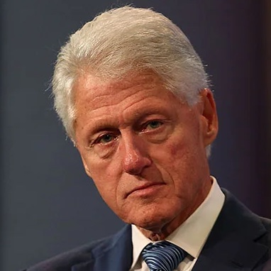 anyonewantchips's tweet image. This might be a good time to remember how Bill Clinton’s assault weapons ban reduced mass shooting deaths by 43% - but after George W Bush &amp;amp; Republicans allowed the ban to expire, mass shooting deaths skyrocketed by 239%.

How many people have to die before Republicans wake up.