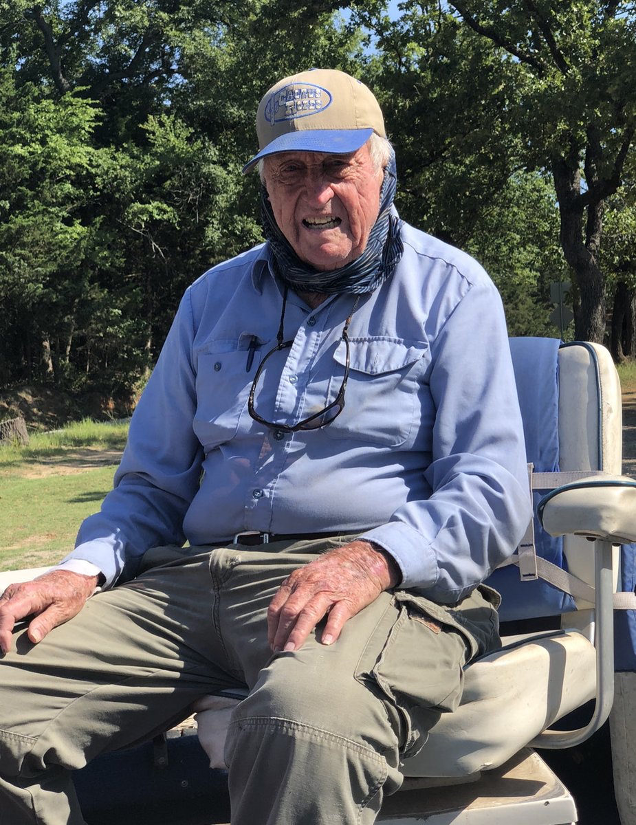 Charles05356855's tweet photo. Today, at his request, we memorialized legend Lake Texoma fishing guide Bill Herring spreading his ashes behind the islands and a fish-fry. Keep a tight line &amp; Godspeed. Chuck https://t.co/J9aSTZHoWY